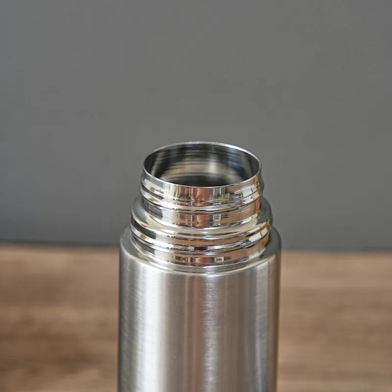 Thermosfles met antibacteriële coating – Hygiënisch en veilig