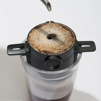 Koffiewaar met handgemaakte keramiek