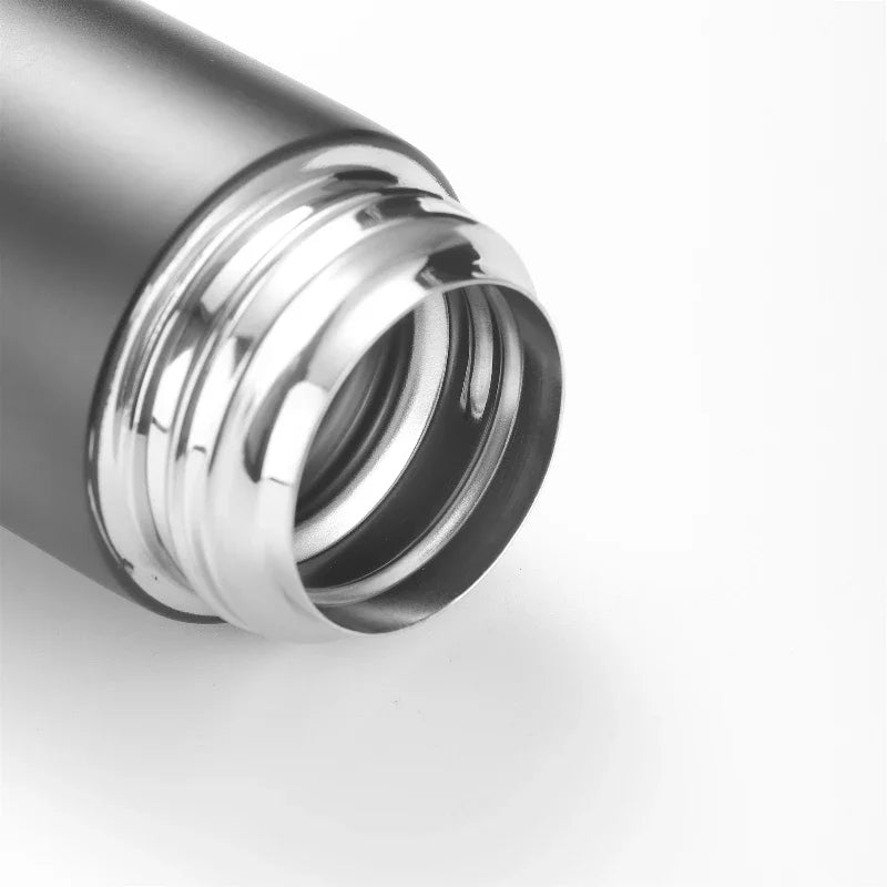 Thermosfles met twistcap – Simpel en veilig