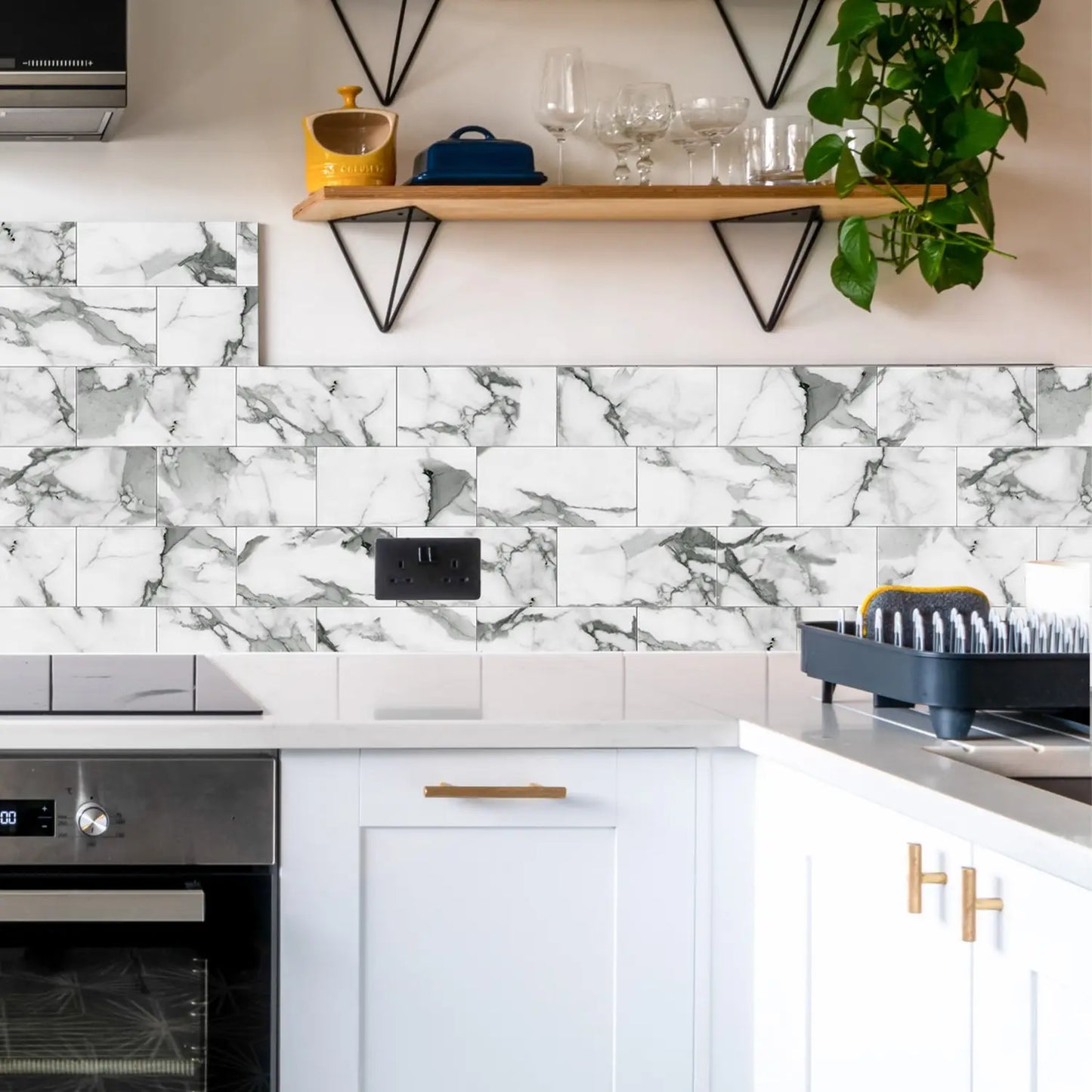 Marmerlook mozaiek tegels badkamer – Luxe en betaalbaar