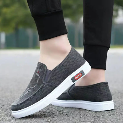 Zomerse slippers voor heren met grip