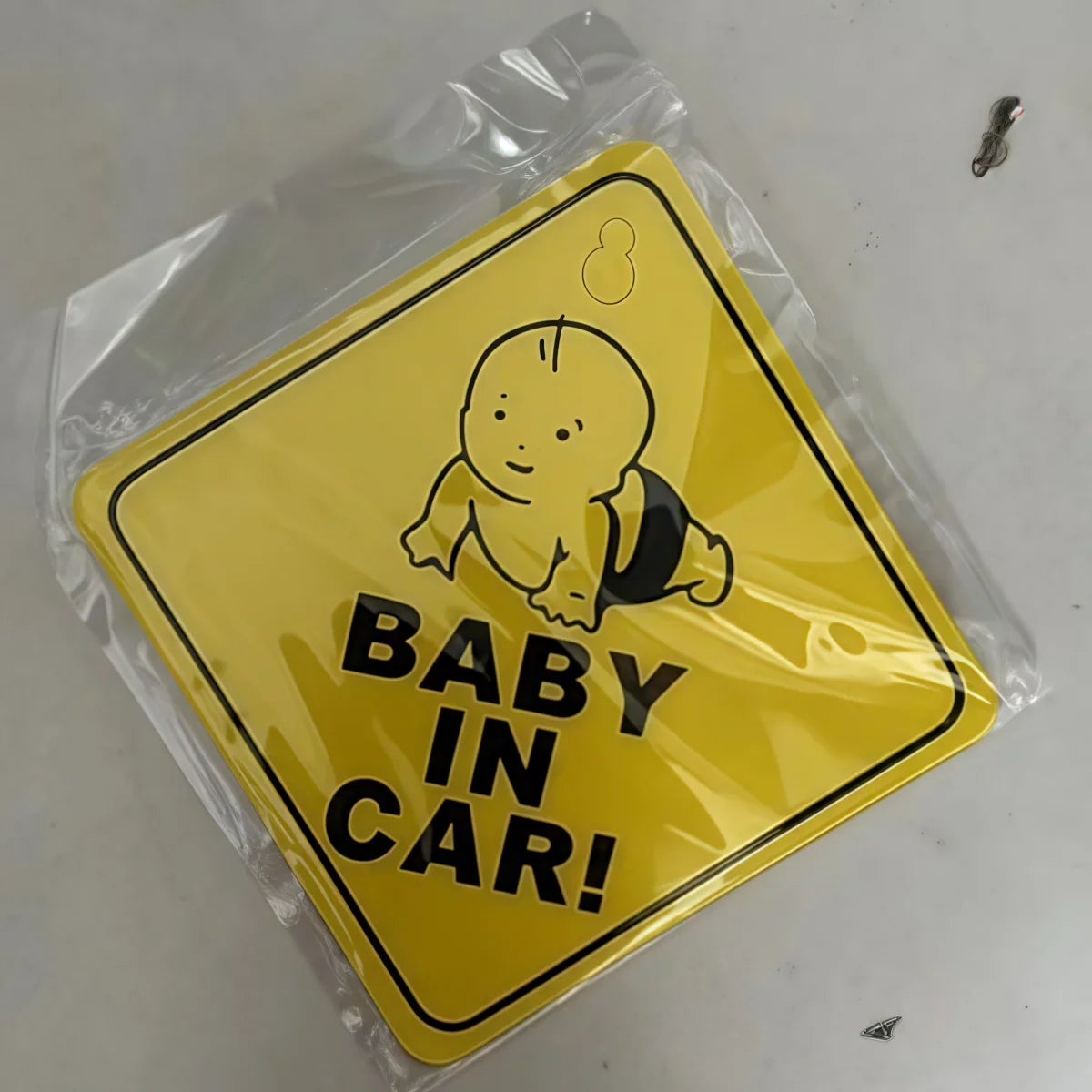 Autostickers - Grappige "Baby on Board" Sticker voor Veiligheid en Humor