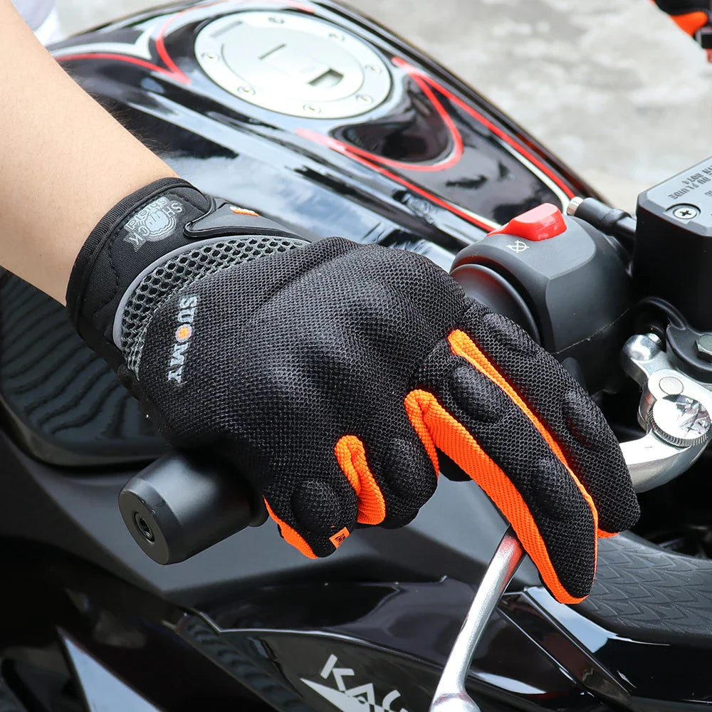 Herenset met lederen handschoenen en muts