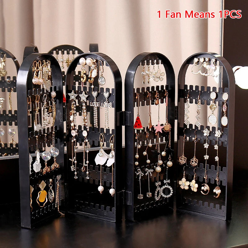 Sieraden standaard in industrieel design – Stoer en strak