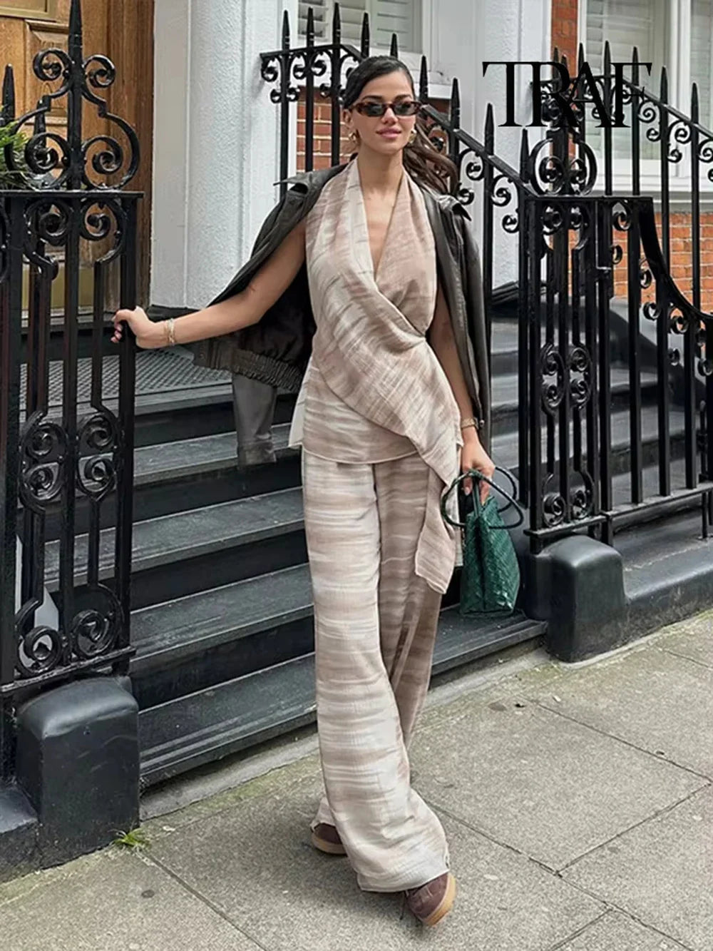 Zara-stijl broekpak dames pastel – Modern en licht