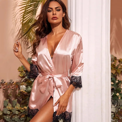 Ochtendjas Hunkemöller roze satijn – Chic en comfortabel