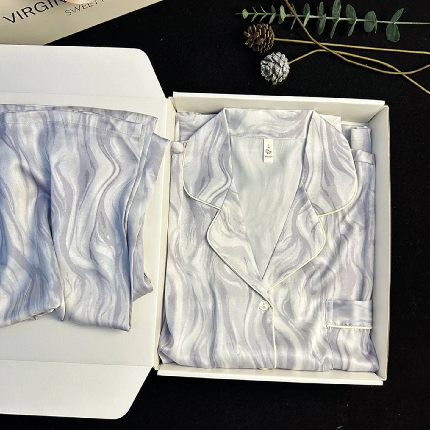 Dames pyjama Hunkemöller met satijnen afwerking