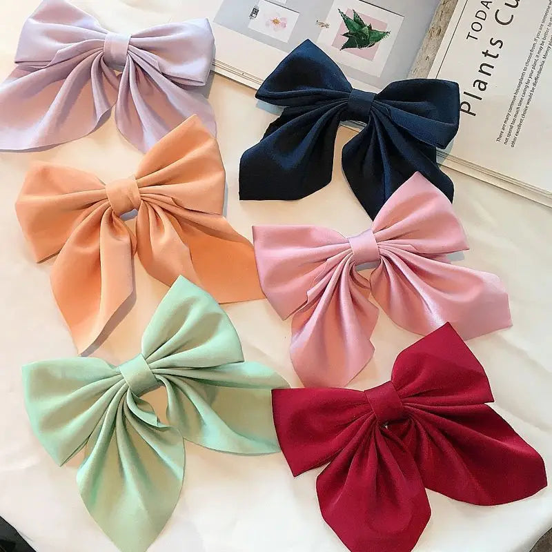 Haar accessoires met subtiele kleuraccenten