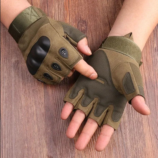 Herenset met lederen handschoenen en muts