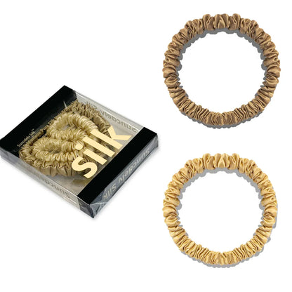 Decoratieve haarclips met vintage flair