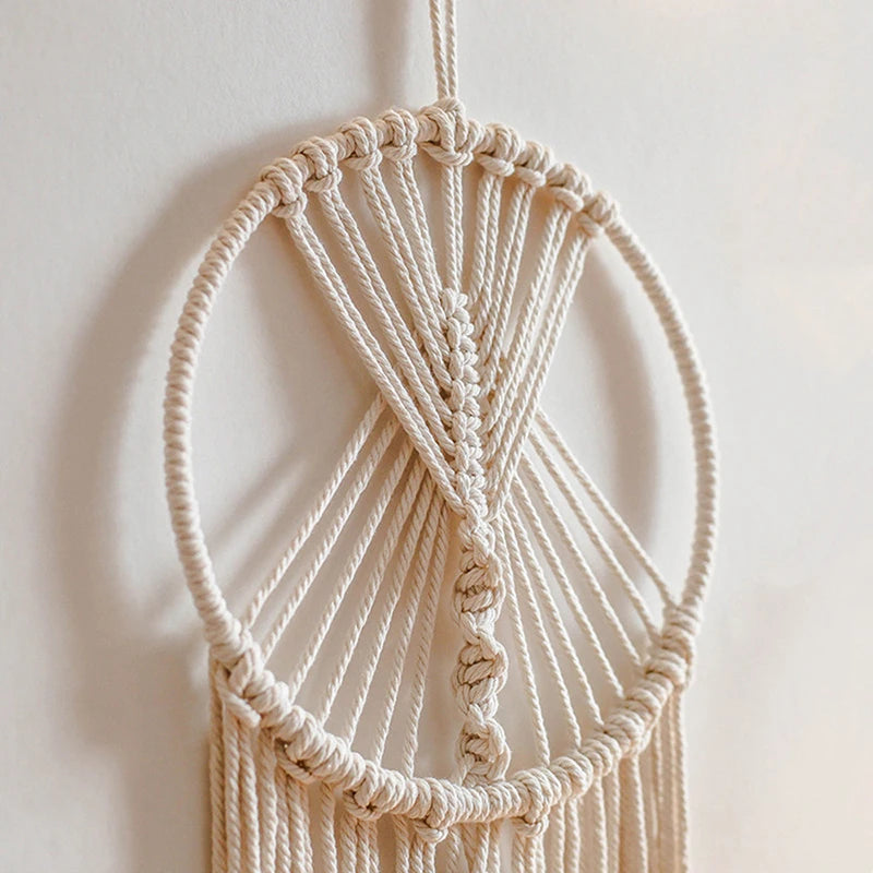Decoratie woonkamer met manden – Opbergen in stijl