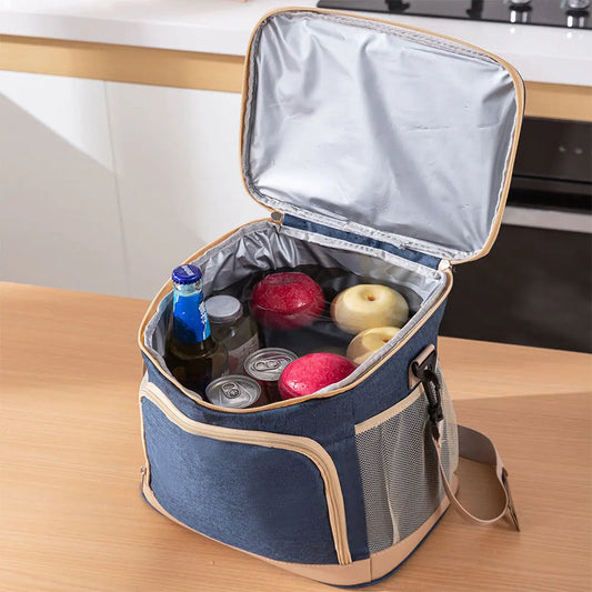 Igloo koelbox met afsluitbare deksel