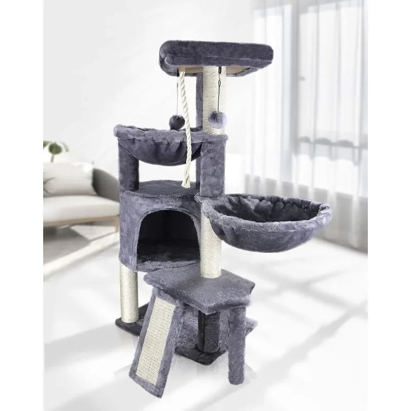 Design krabpaal met speelelementen – Voor slimme katten