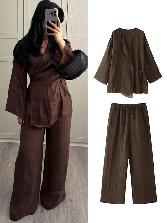 Broekpak dames met geplooide broek – Chic detail