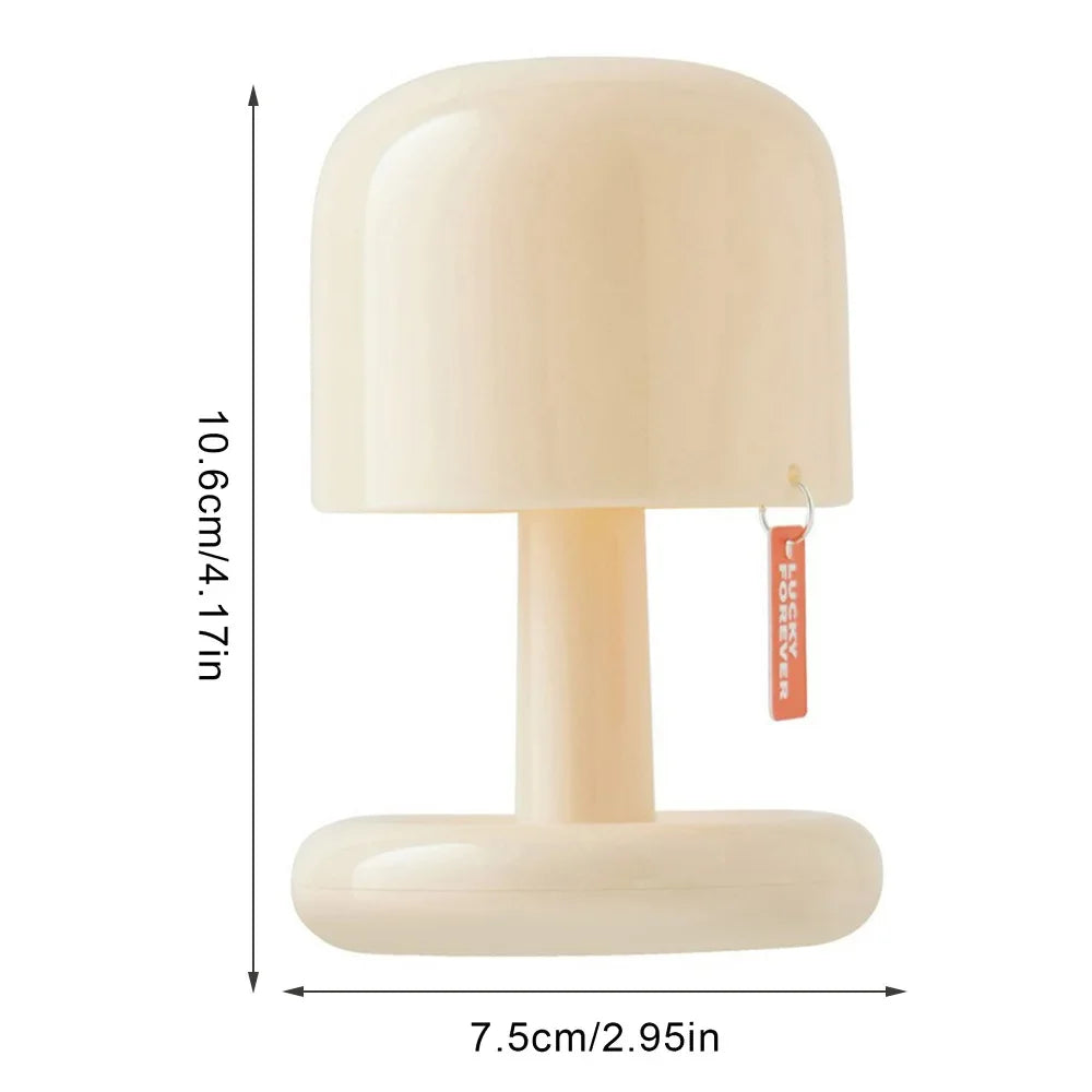 Lamp nachtkastje met stoffen kap in crème – Neutraal en warm