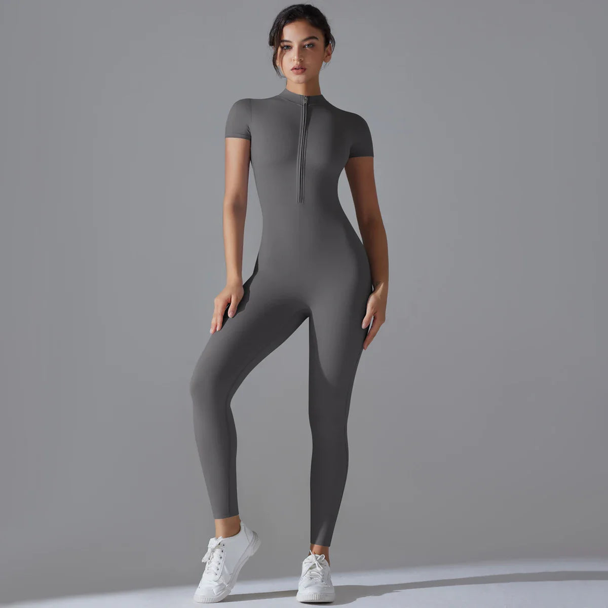 Yoga kleding in neutrale tinten met stretch