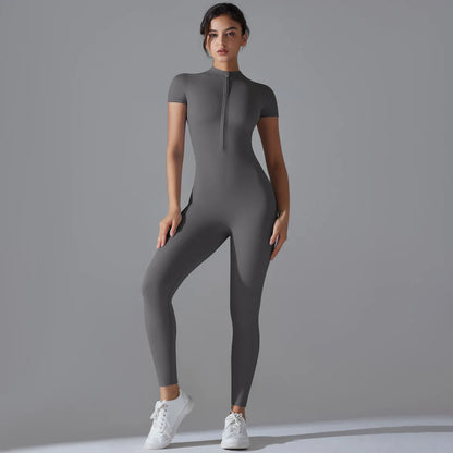 Yoga kleding in neutrale tinten met stretch