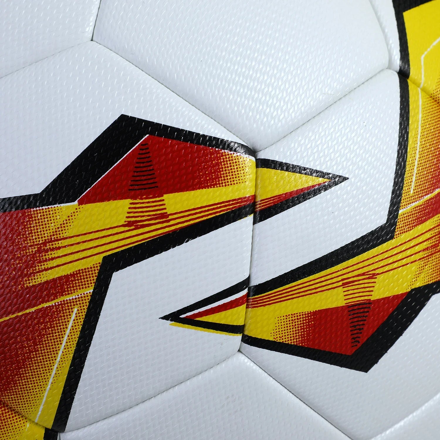 Voetbal met rubberlaag – Ideaal voor harde tegels