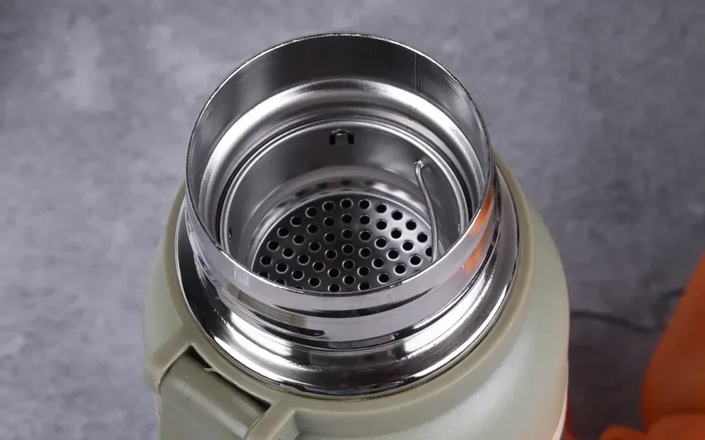 Thermosfles met pushknop – Eenvoudig in gebruik