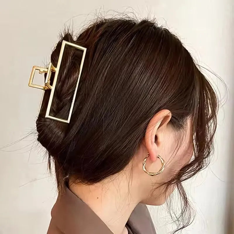 Haar accessoires in neutrale kleurencombinaties