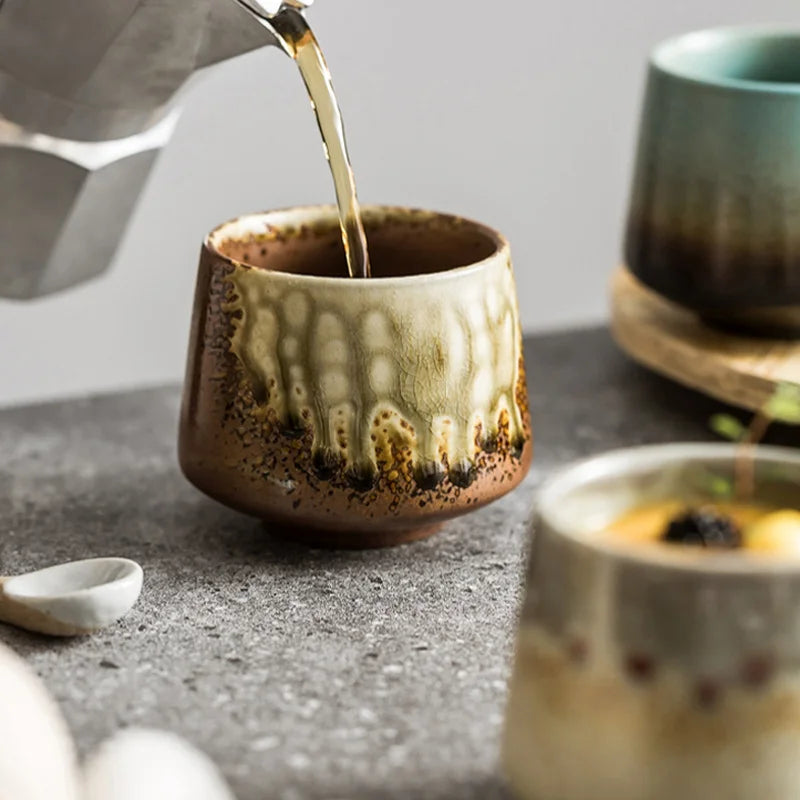 Koffie accessoires met minimalistische esthetiek