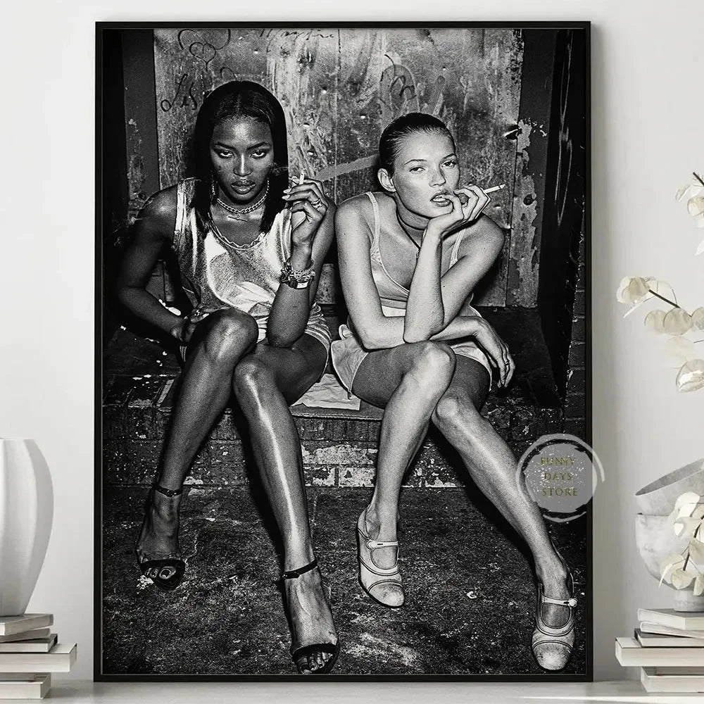 Posters in zwart houtframe ophangen