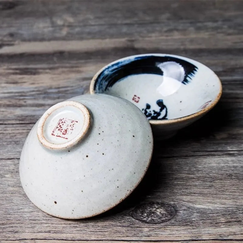 Keramisch theeservies met matte afwerking