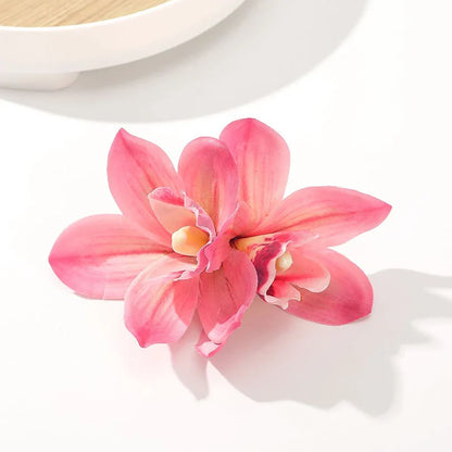 Decoratieve haarclips met vintage flair