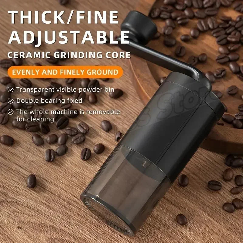 Mooie koffiemokken met serveerschaaltje