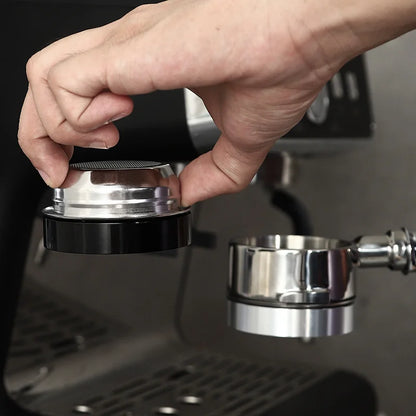 Handige koffie accessoires voor de thuisbarista