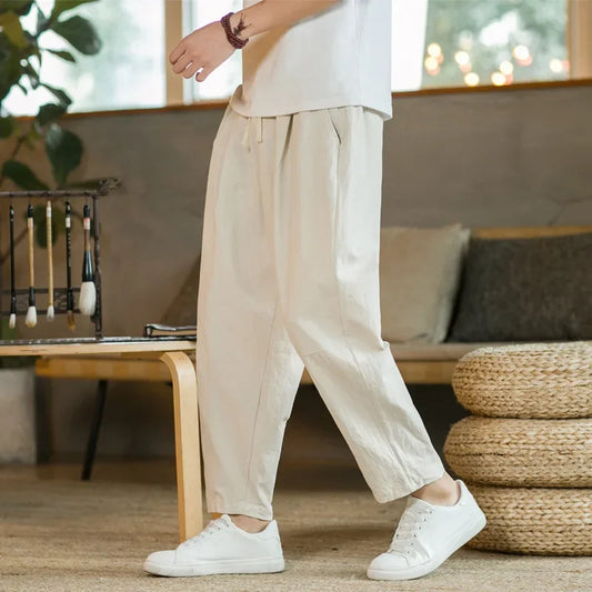 Zomerse linnen broek man met korte lengte – Licht en trendy