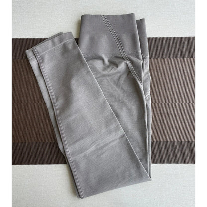 Ademende yoga outfit ideaal voor intensieve sessies
