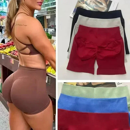 Sportieve yoga kleding in frisse tinten