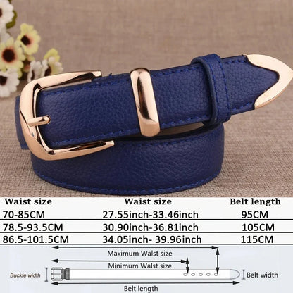 Goudkleurige gesp als eyecatcher bij deze riem