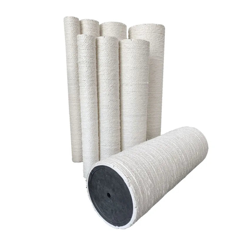 Houten krabpaal in neutrale tinten – Rustig en chic