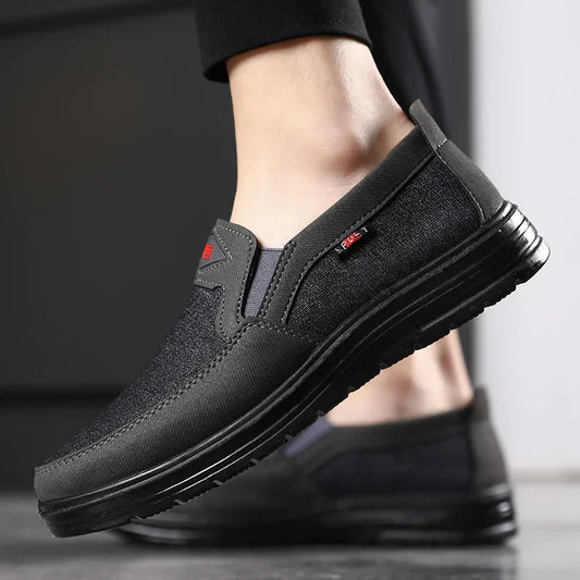 Heren schoenen met open hiel voor zomerse ventilatie