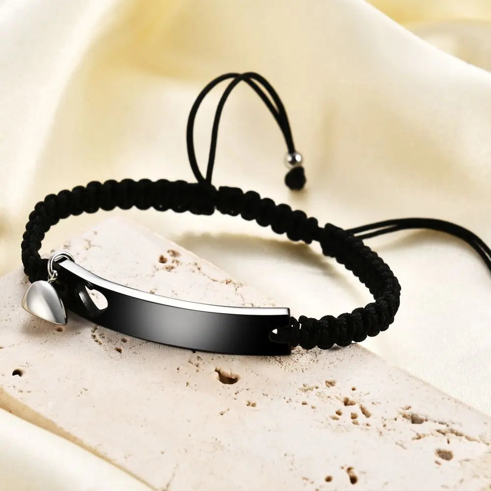 Ketting met geboortemaand gravure