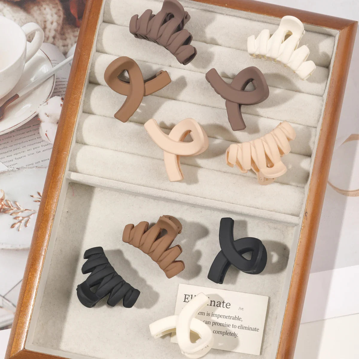 Decoratieve haarclips met vintage flair