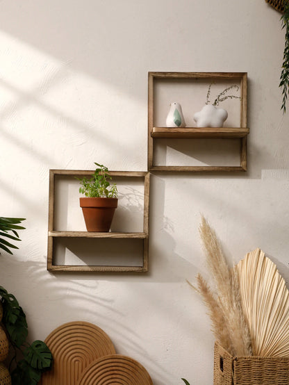 Gouden accessoires woonkamer – Luxe en stijl