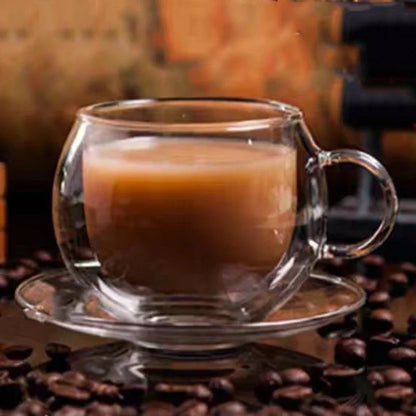 Glazen koffiekopjes in premium koffiewaar set
