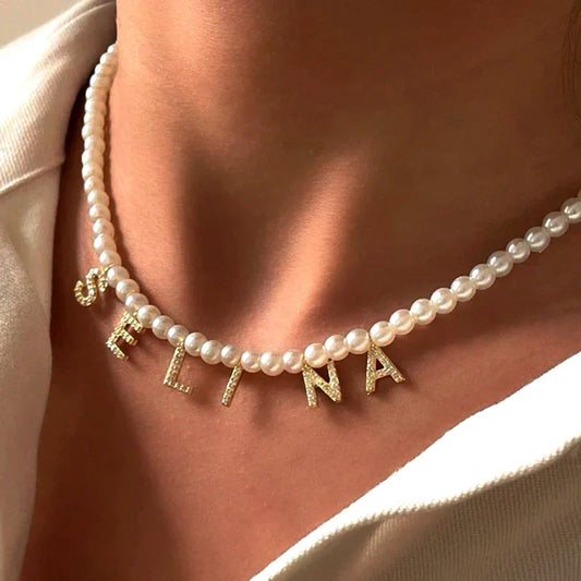 Ketting met naam en geboortemaand gegraveerd