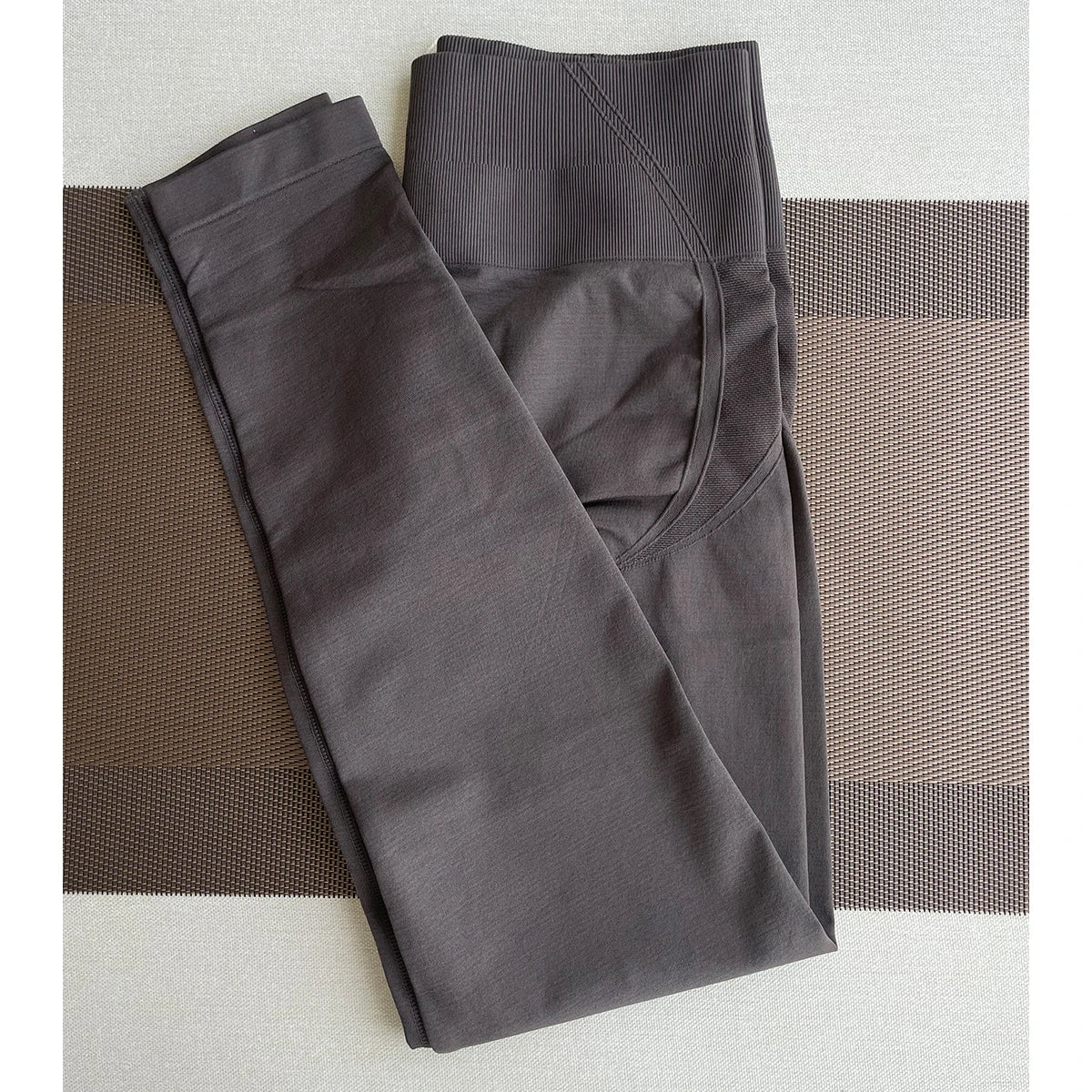 Yoga kleding met comfortabele tailleband