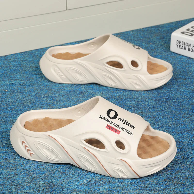 Zomerse slippers voor heren met grip