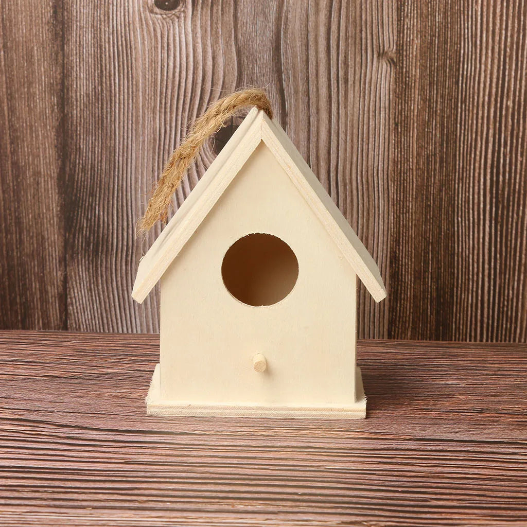 Moderne vogelhuisjes op paal – Minimalistisch design