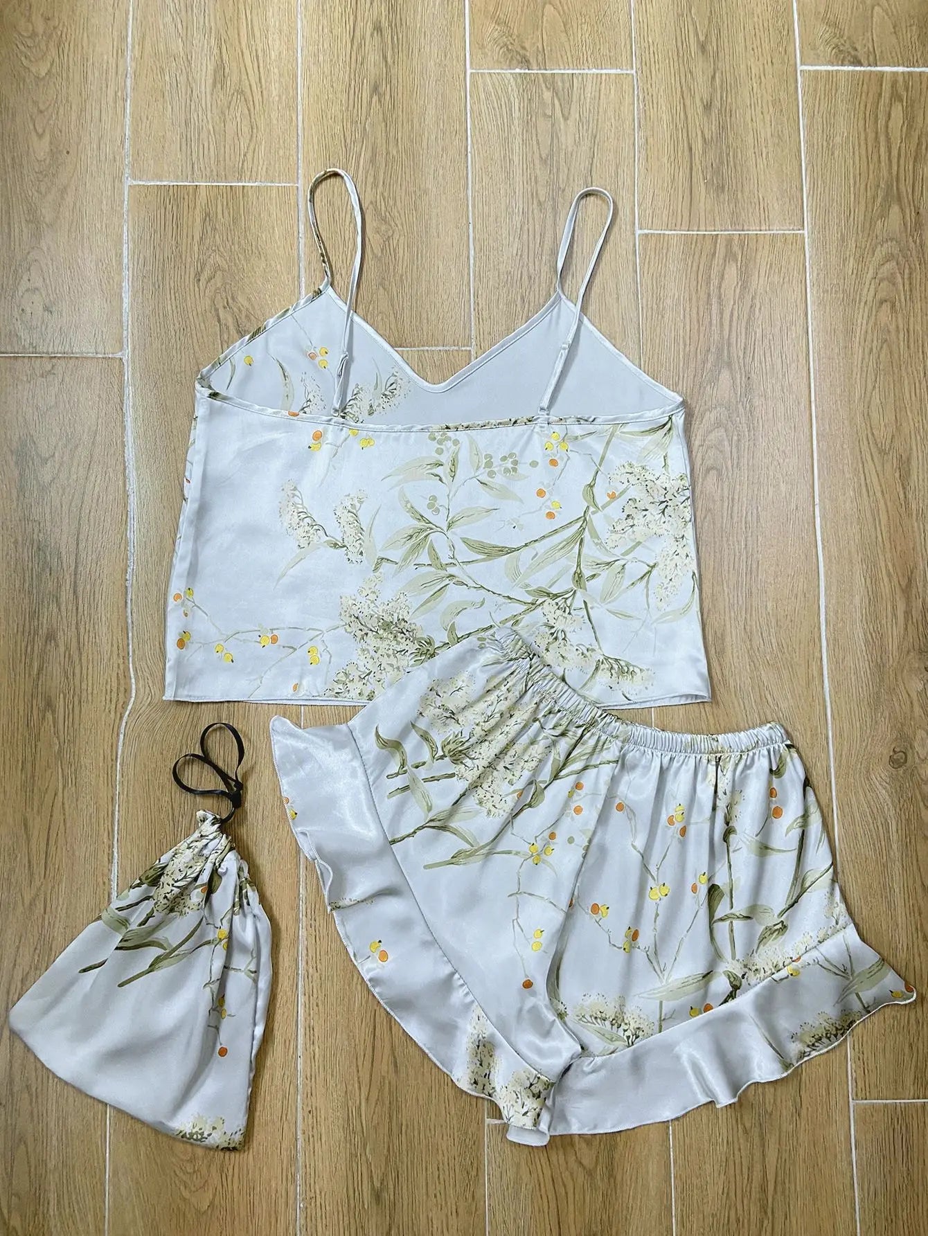 Dames pyjama met schattige patronen