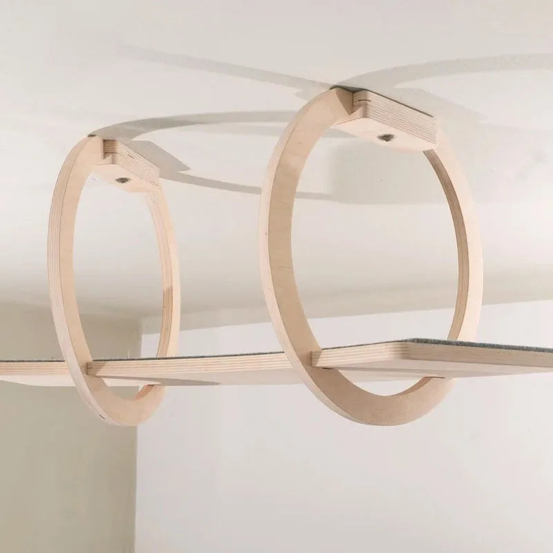 Krabpaal wanddesign met planken – Compact en praktisch