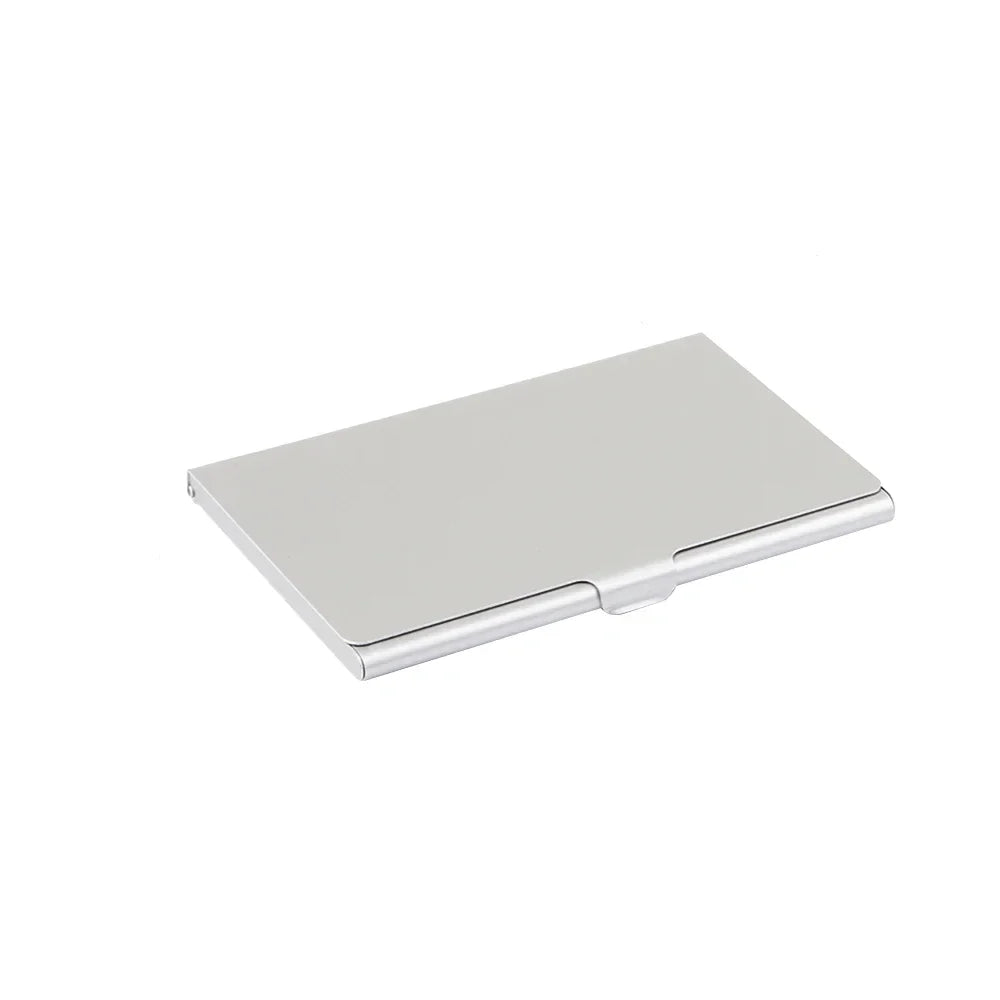 Kaarthouder in aluminium en leer – Beste van beide werelden