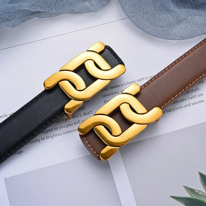 Zwarte riem met lak en brede gesp