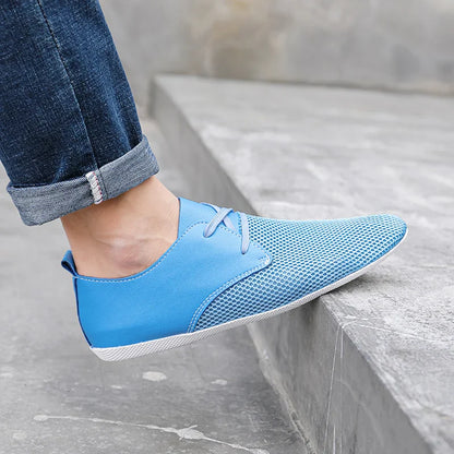 Flexibele herenschoenen met open structuur