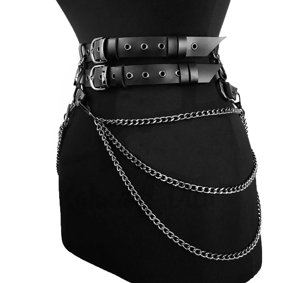 Riem met metalen kettingdetail als modeaccent